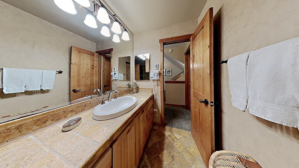 Mammoth Mountain - Vacation Condos