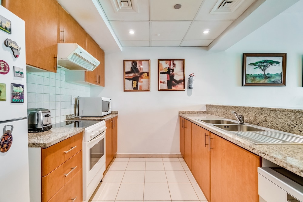 1 Bedroom Apartment Greens
