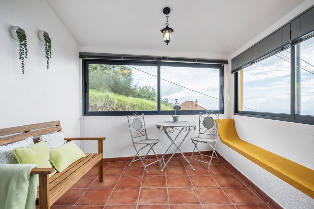Villa Piedade by Homie