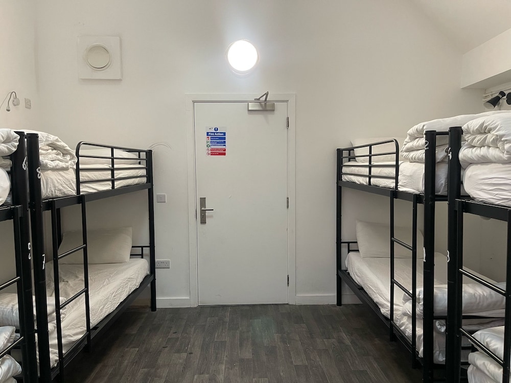 Rahman Hostel - Manchester