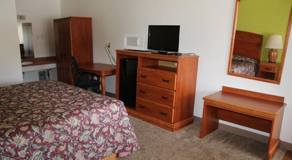 Frontier Motel