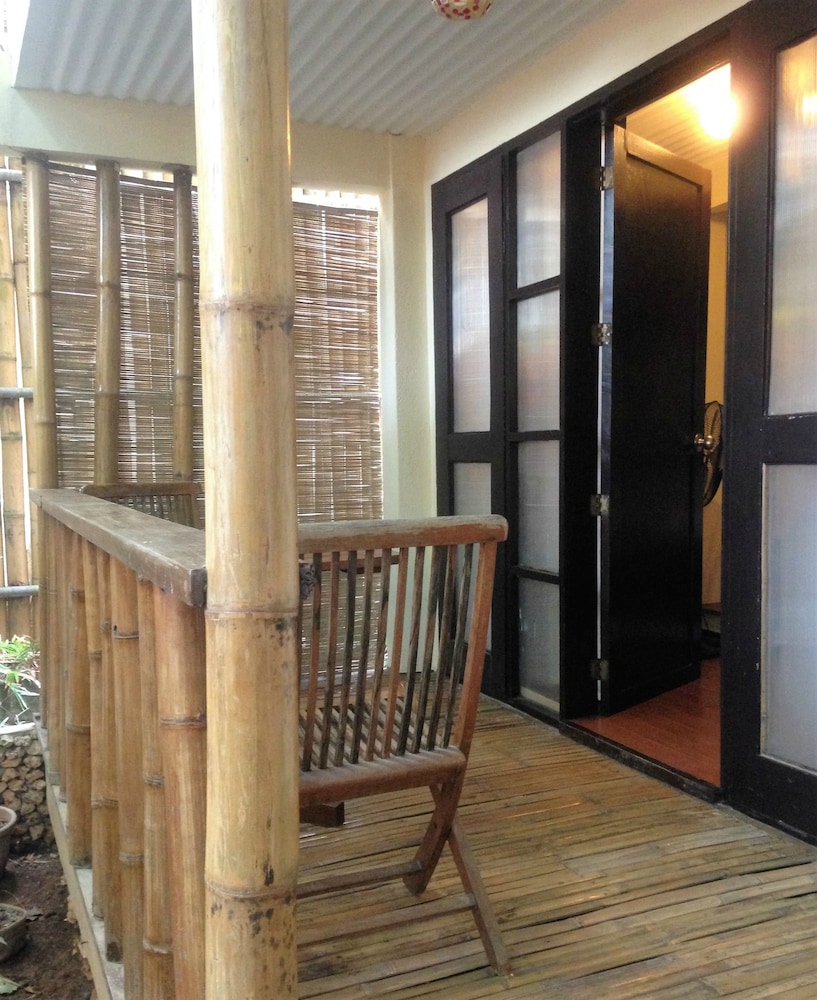 The Lazy Dog Bed & Breakfast