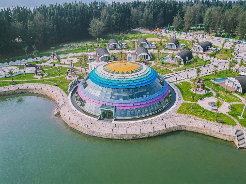 Dau Rong Resort view 3