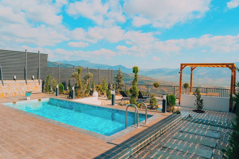 Sun Valley Bungalow