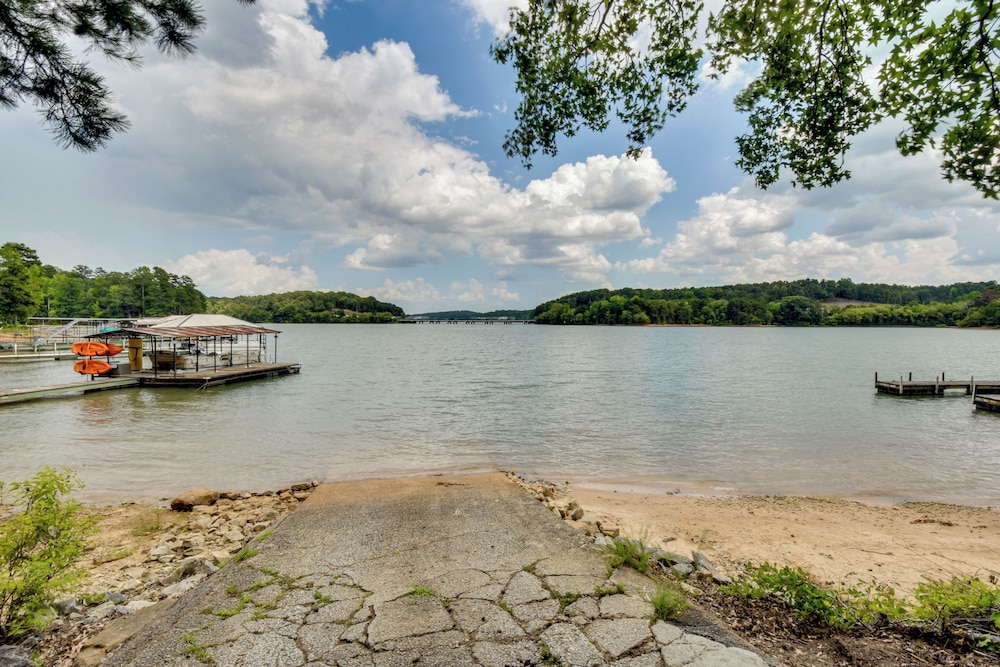 Dock & Hot Tub at Fair Play Hideaway!