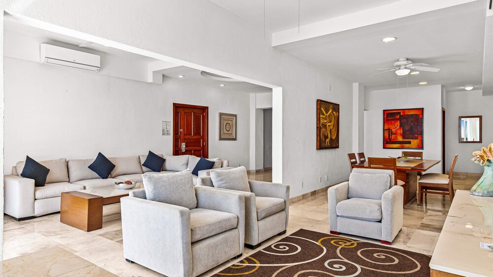 HOLT Grand Miramar Residences