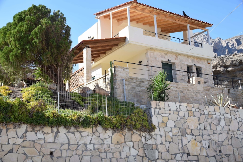 Aeriko House