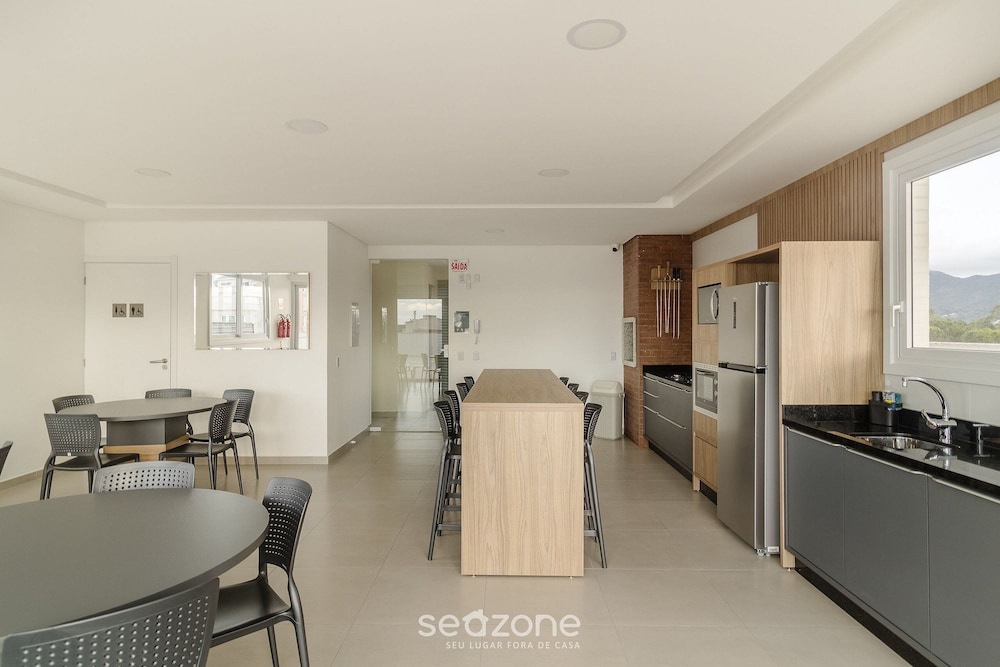 Apt With Barbecue 280m From the Beach Rsc0102