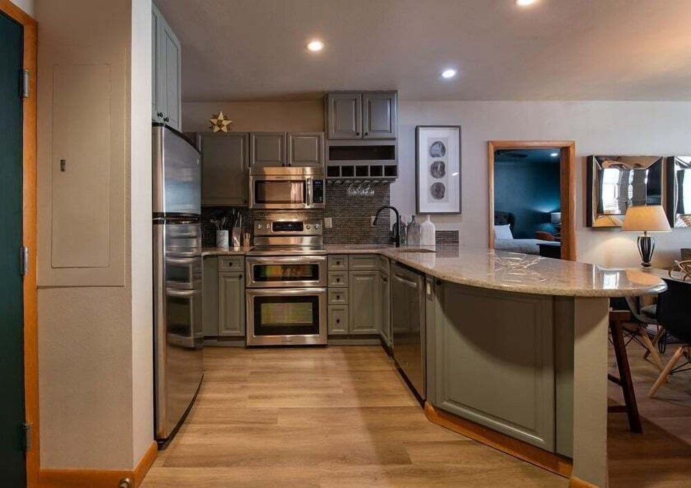 Zephyr Mountain Lodge Vacation Condos - Winter Park CO