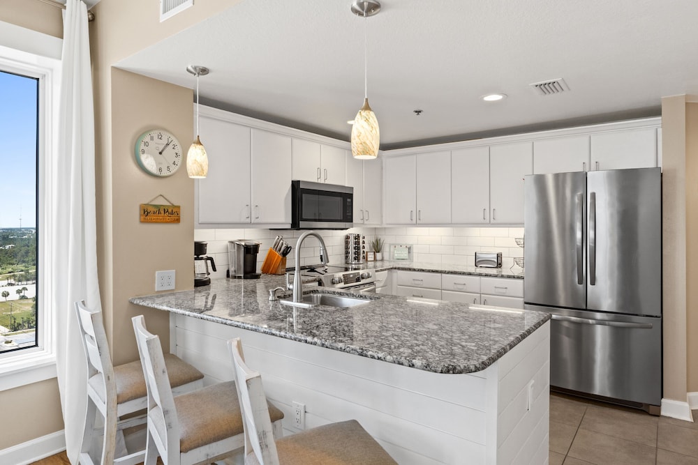 Grand Panama Beach Resort by Panhandle Getaways