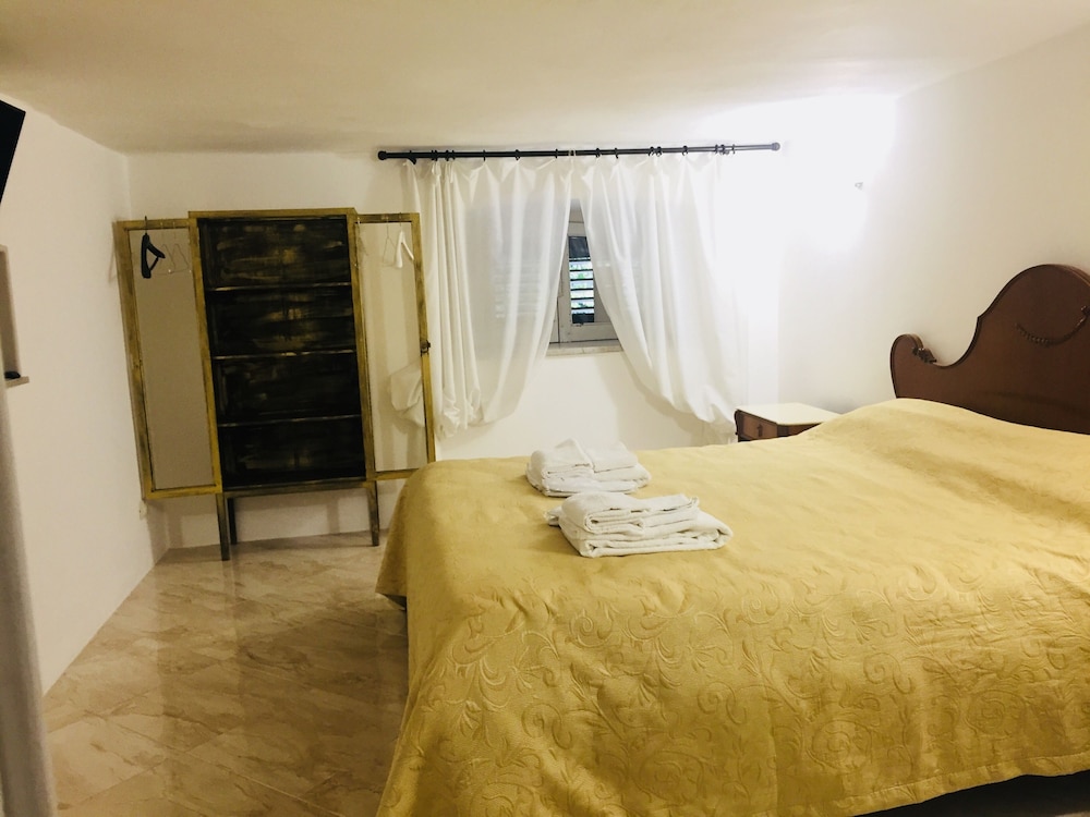Yudina b&b