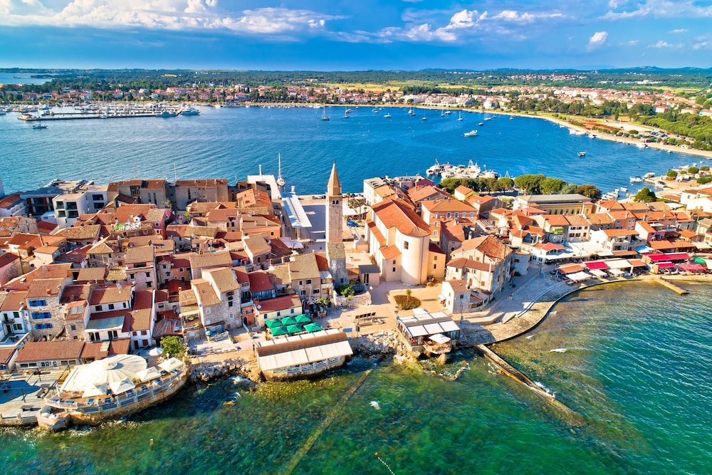 App Mariella 150m From the sea