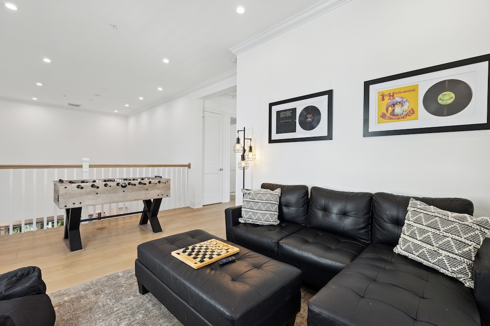 132 Ocean Estates Dr