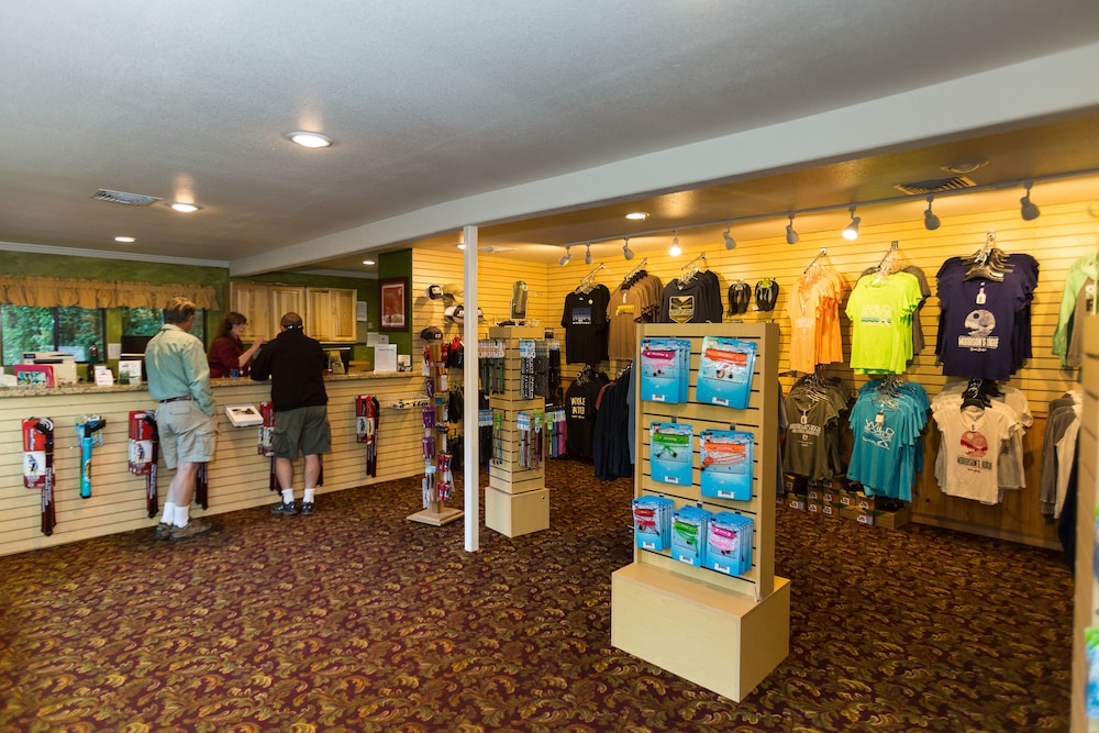 Morrison's Rogue River Lodge