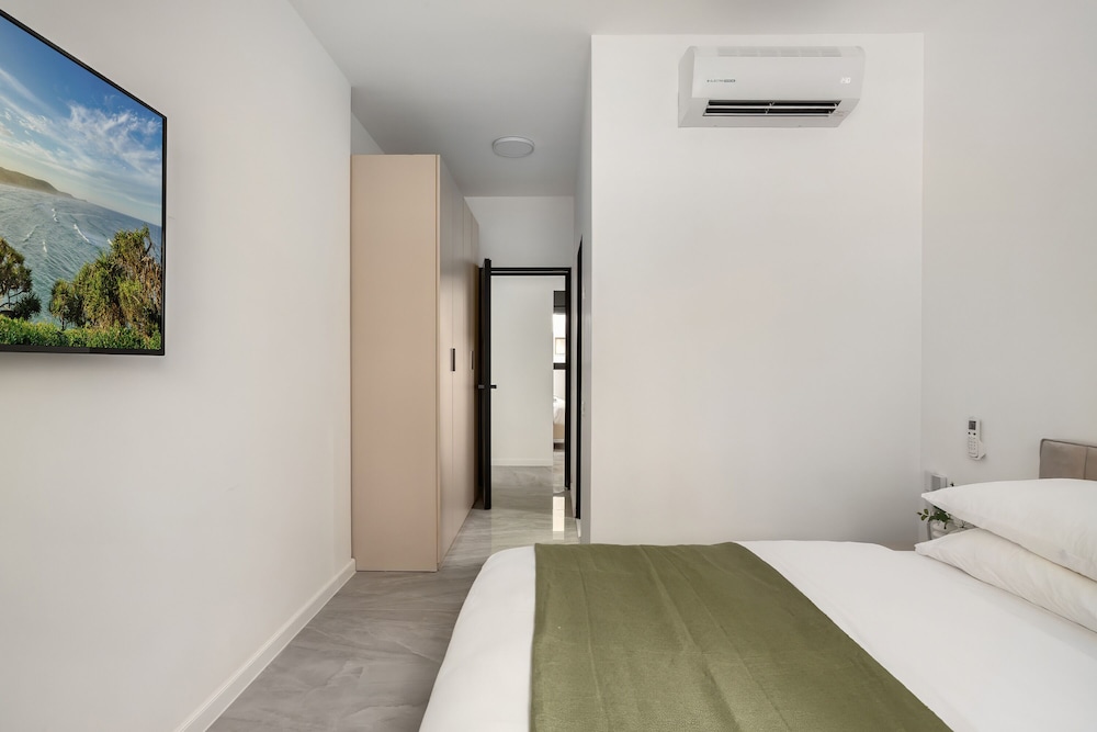 Eilat Sunny Elegant Home by Sea N' Rent