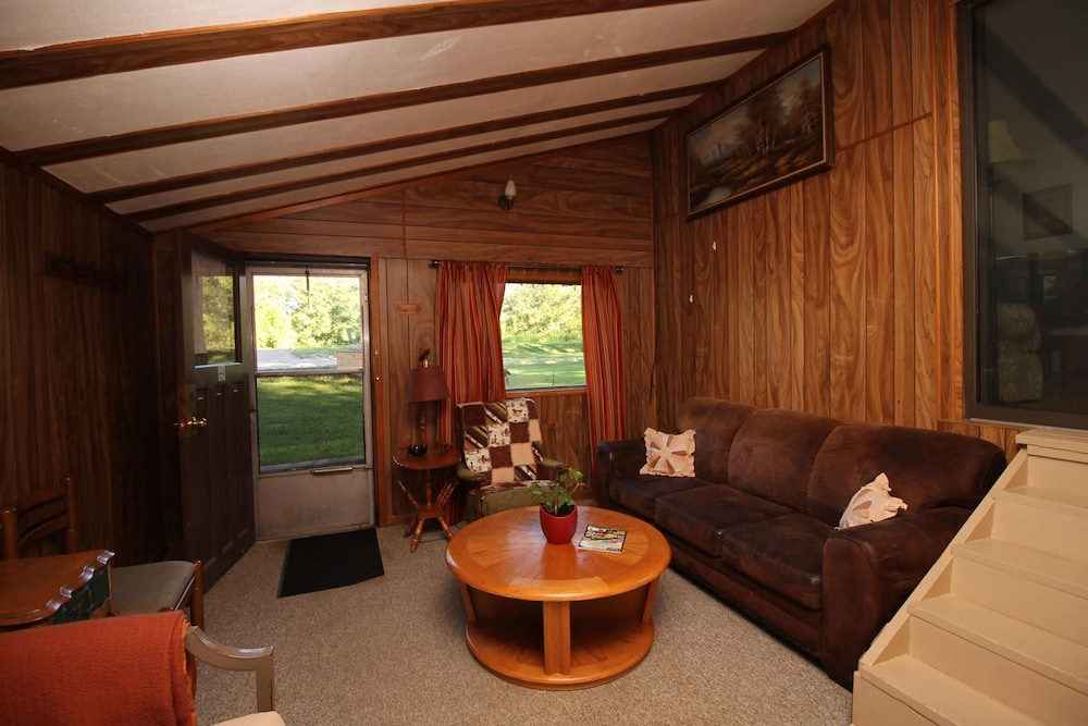3 Bdrm Country Cottage - Main House - Rosewood Cottages