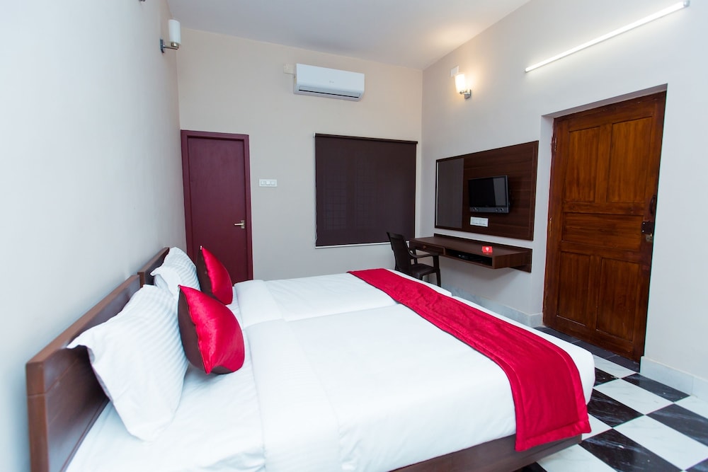 OYO 10789 Hotel Ranga Inn