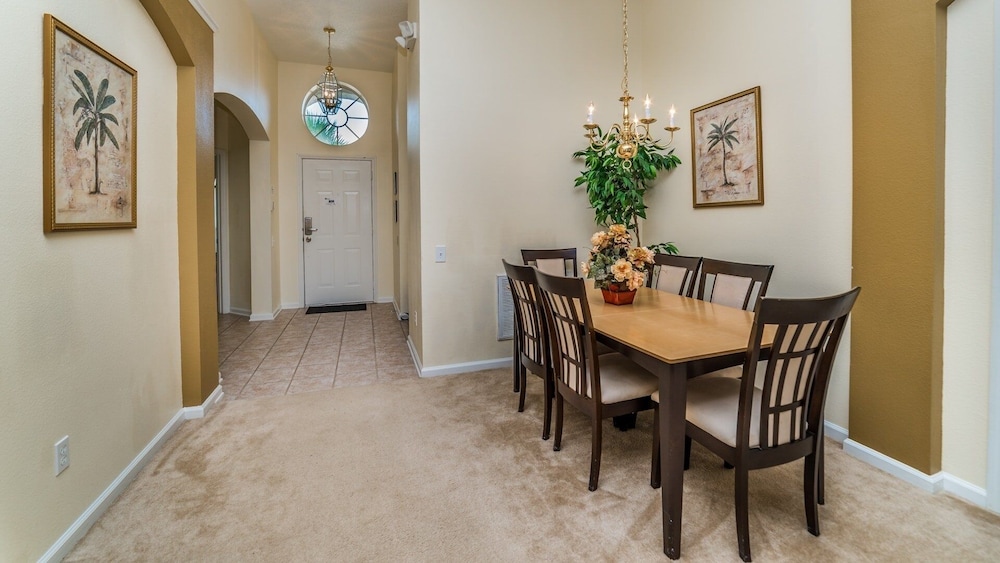 Windsor Palms Resort 4 Bedroom Home+ Game Room 4 Home