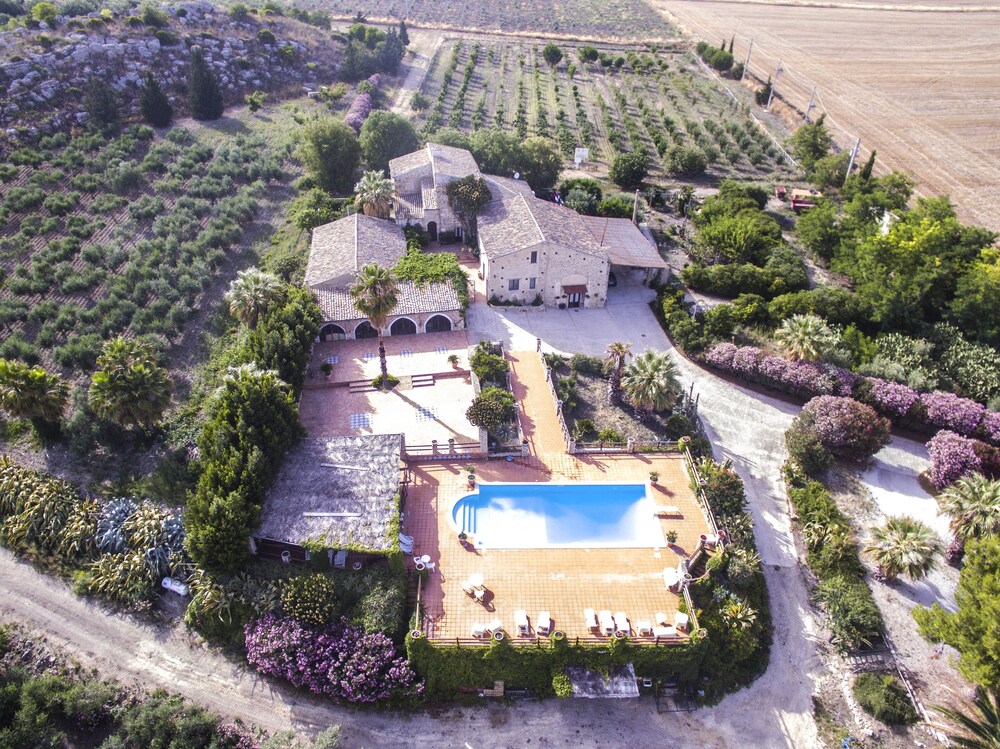 Agriturismo Baglio Làuria