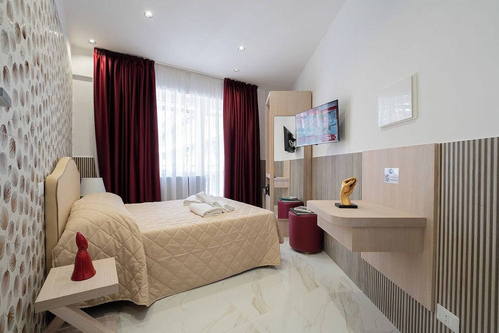 B&B Le 4 Stagioni Dante's Suites by ClaPa Group Dislocated Hospitality