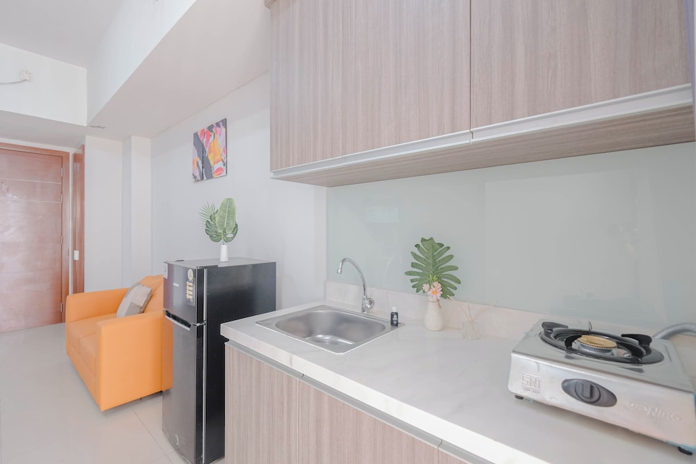 Minimalist and Well Designed 2BR Apartment with Extra Room at Vittoria Residence