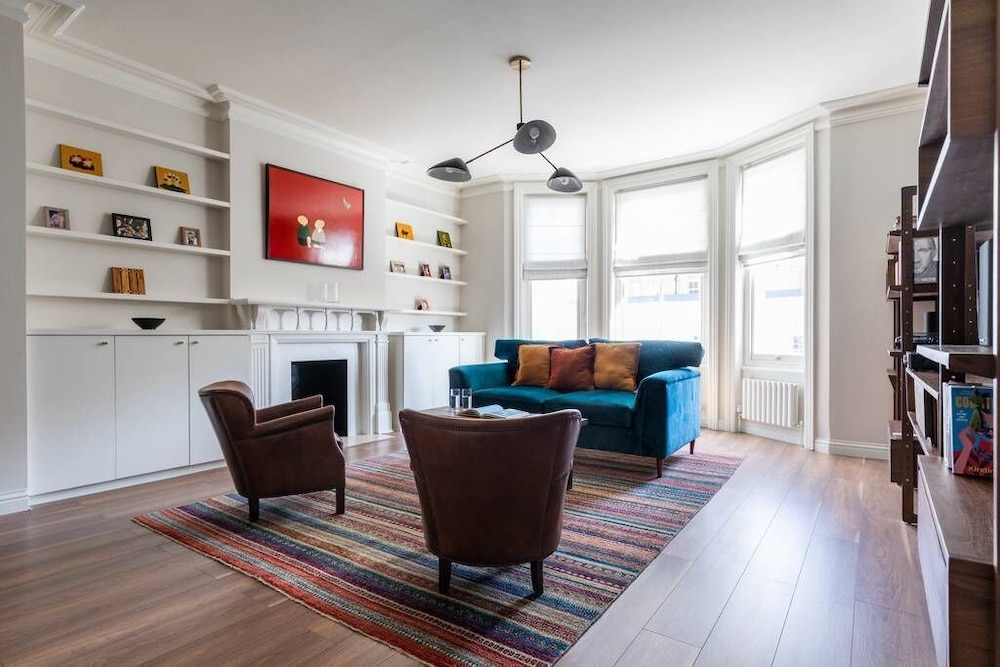 Abingdon Road IV by Onefinestay