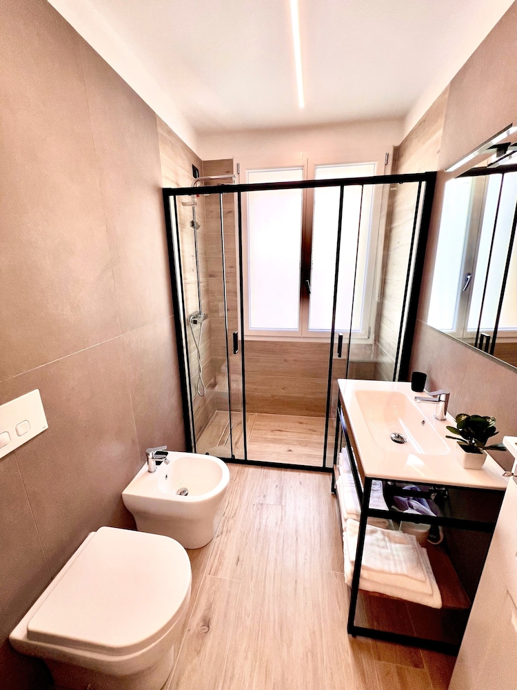 5 Terre hub suite