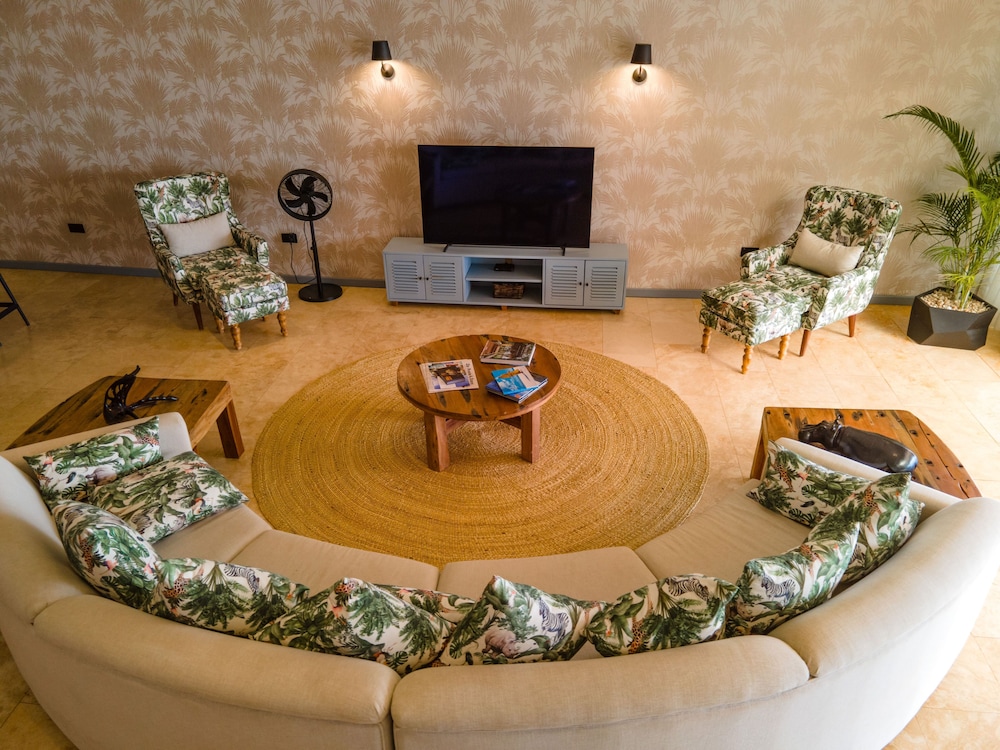 Kidoti Villas by Z
