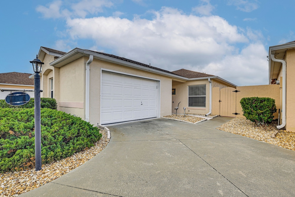 Renovated Villa Btwn Lake Sumter & Spanish Springs