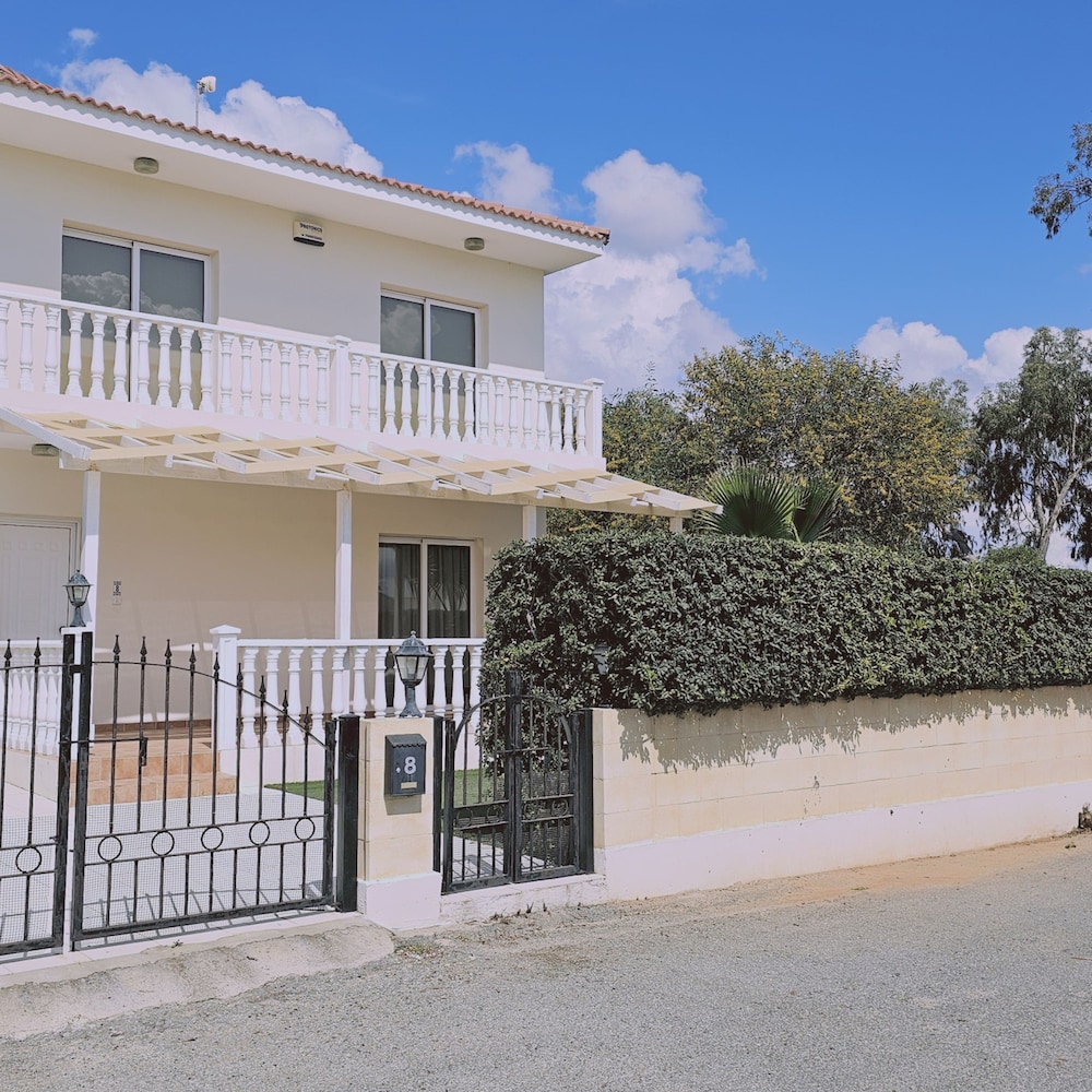 123 AN - Stay Nissi House
