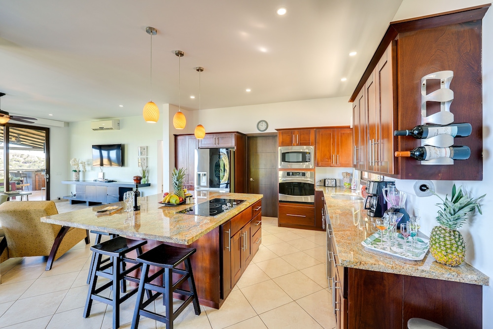 Luxury Home w/ Views & Infinity Pool: Near Beach!