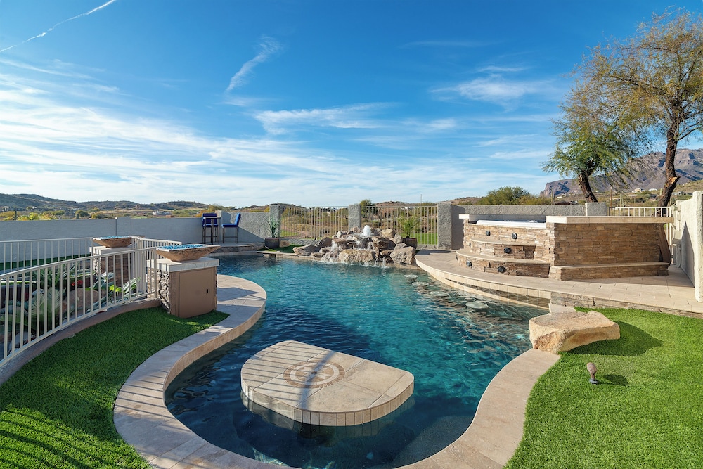 Breathtaking Family Retreat in Elite Gold Canyon!