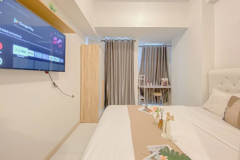 Stunning Studio Room at Tokyo Riverside PIK 2 Apartment