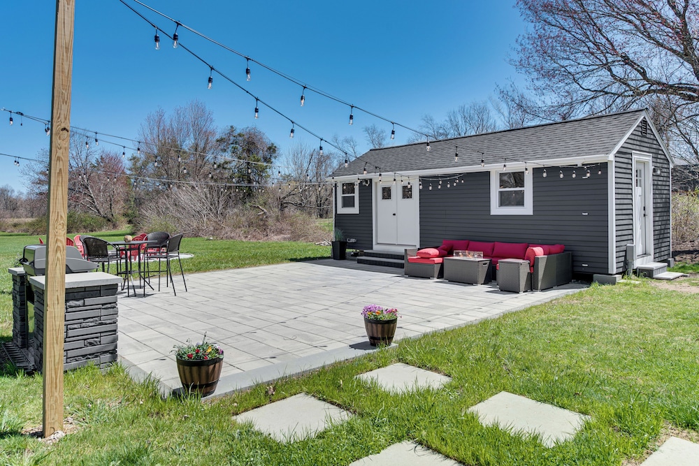 Beautiful Eliot Retreat w/ Fire Pit Game Room! - Property Image 1