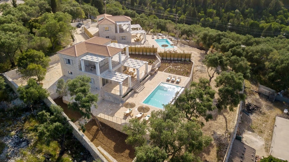 Tania Villa - Elegant 4 BR Villa With Private Pool view 5