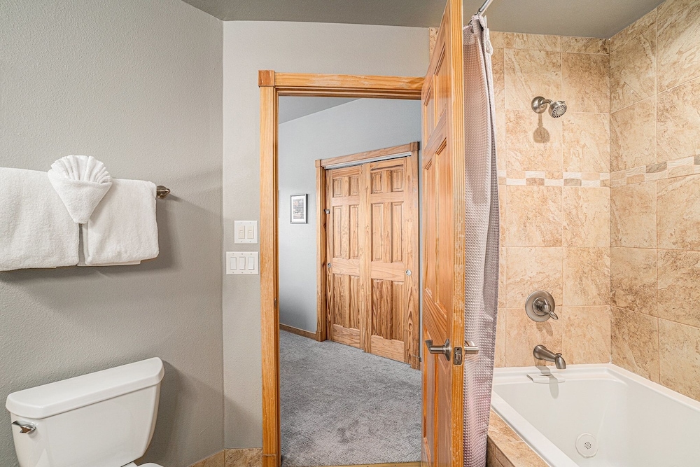 Estes Park Vacation Lodging