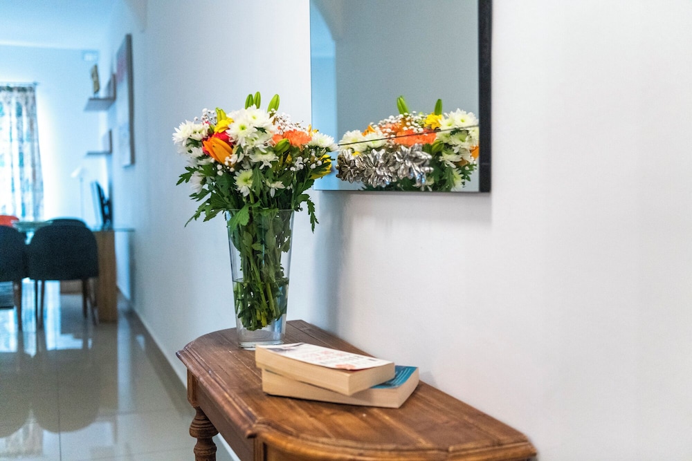 Cosy APT in Sliema- 2 mins walk from sea