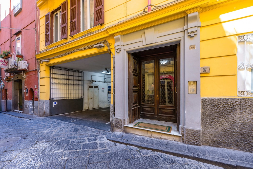 Casa Nostos Alabardieri by Napoliapartments