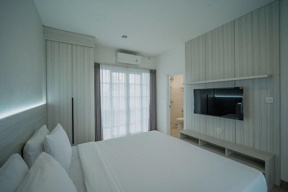 Artha Villa Pererenan By Fays Hospitality