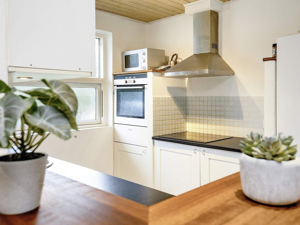 10 Person Holiday Home in Vaeggerlose view 5
