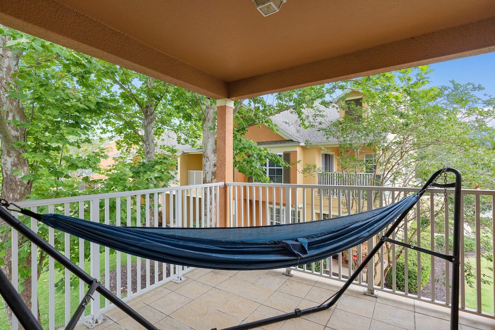 Super Fly- Movie Loft w Recliners Near Disney