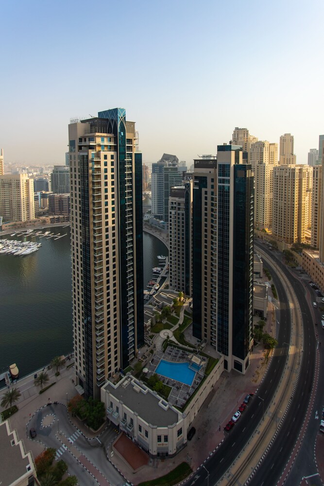 Spacious 2 bedroom with Amazing Marina View Rimal JBR