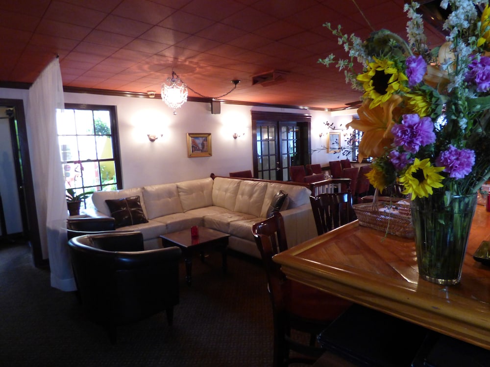Old City House Inn and Restaurant