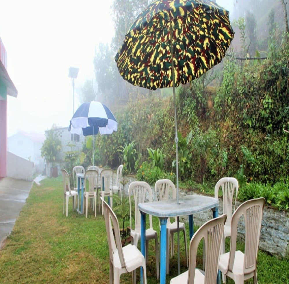 Hotel Sumit Kausani