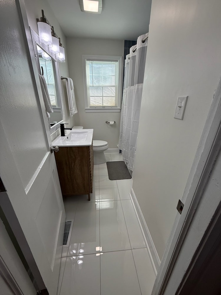 New Cozy Durham 2 Bedroom Home B