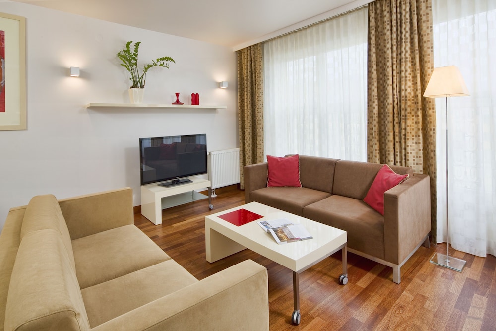 Mamaison Residence Diana - Image 3