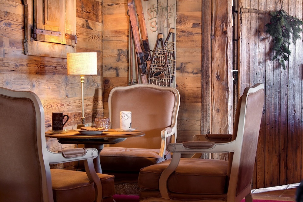 Huez Vacations - Hotel Au Chamois d'Or by Les Etincelles - Property Image 25