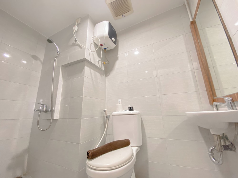 Urban Designed 3Br At Grand Asia Afrika Apartment