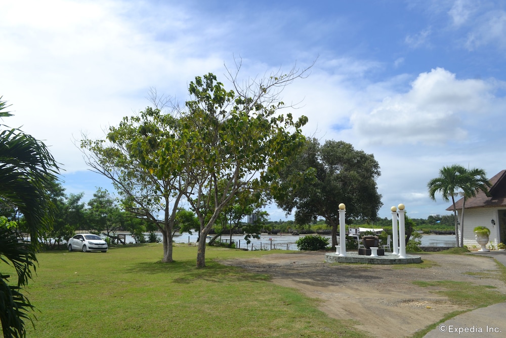 Alfheim Resort
