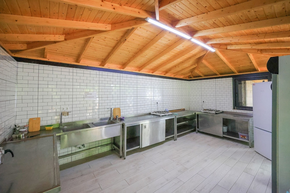 Harnup Apart - Image 16